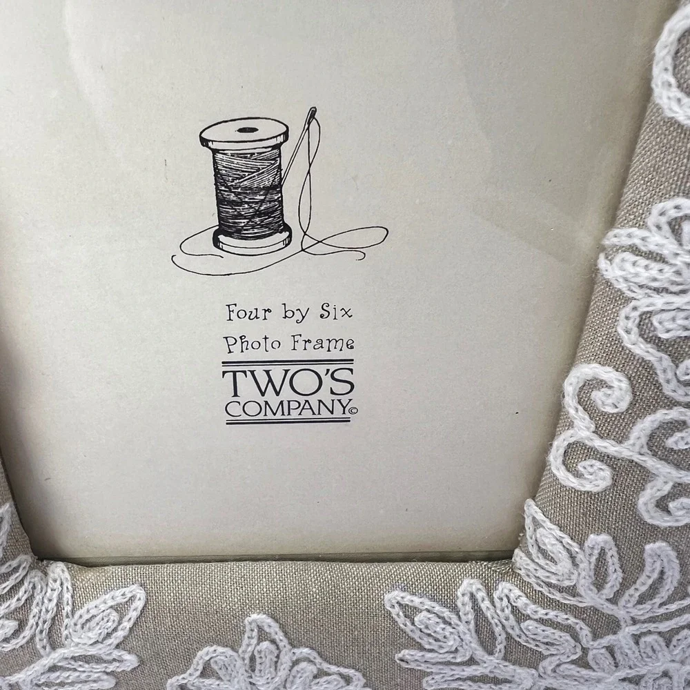 Linen Embroidered Photo Frame 4x6‎ Beige White Floral Cottage Boho Shabby Chic